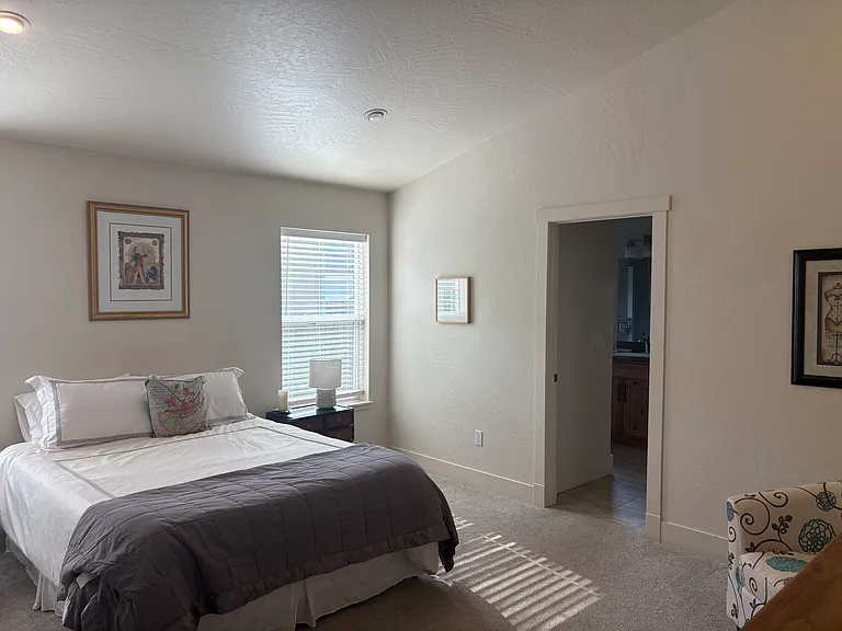 1515 Poplar St — Photo 6