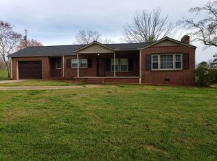 225 Camp Creek Rd, Central, SC 29630