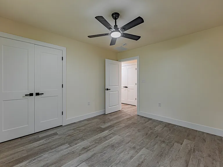 7711 Pamela Ln — Photo 13