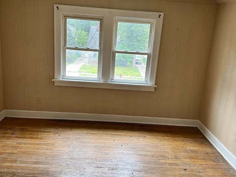 5225 Theodore St — Photo 9