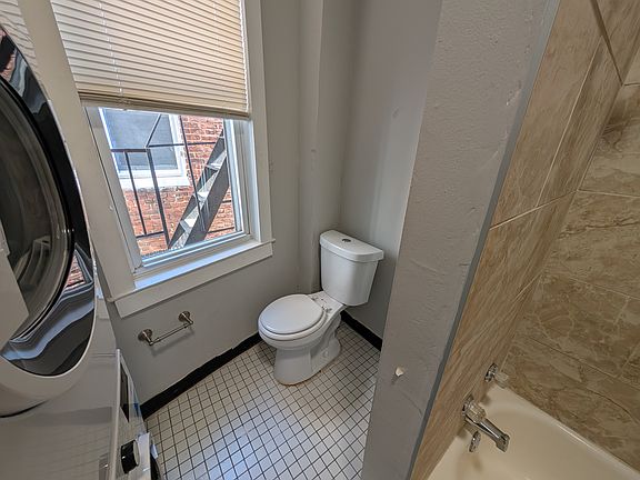 5th image of 2713 N Calvert St #2R