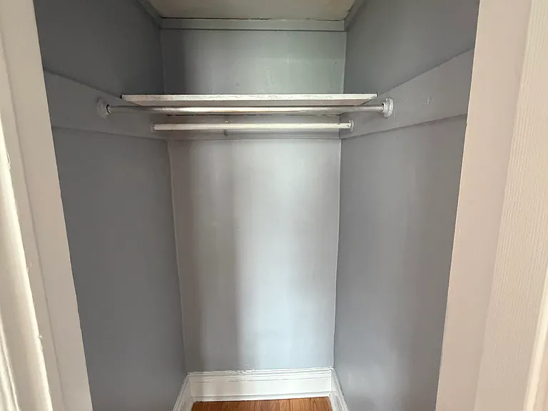662 Avenue A #8 — Photo 3