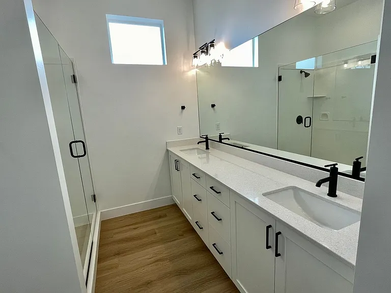2818 E Church Oak Dr — Photo 12