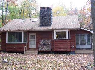 304 Estates Dr, Lake Harmony, PA 18624