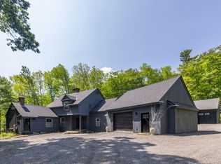 580 Camden Rd, Hope, ME 04847