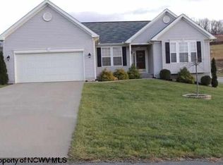 327 Dairy Ln, Morgantown, WV 26508