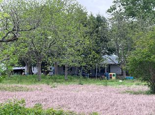 6239 Randermann Rd, Brenham, TX 77833