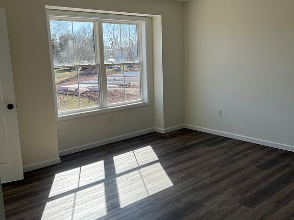 4th image of 52 Wickfield Pl