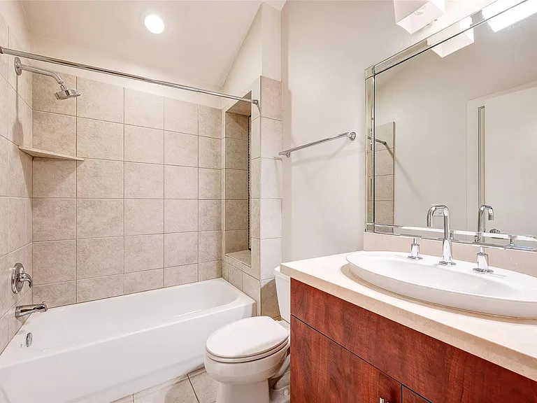 1729 Reinerman St — Photo 24