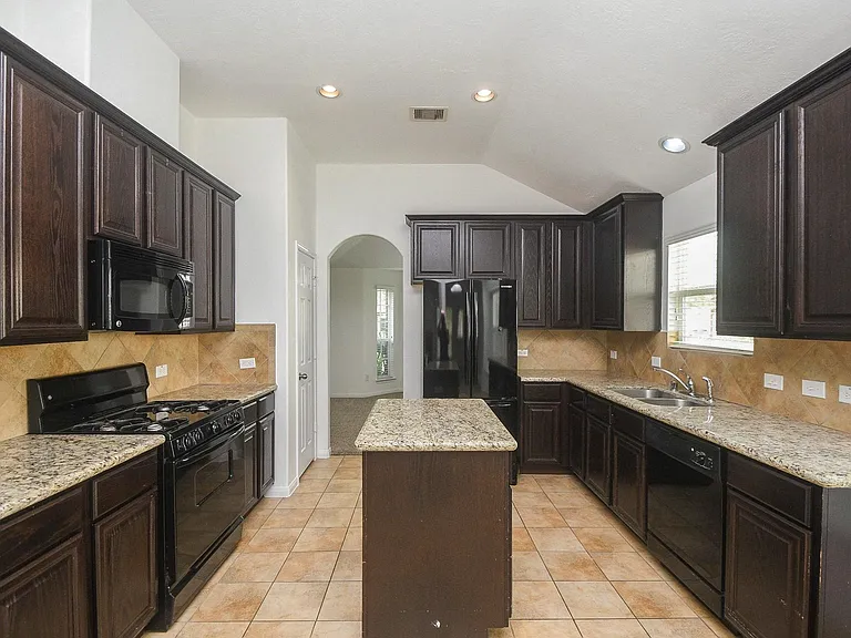 25038 Tancy Ranch Ct — Photo 15