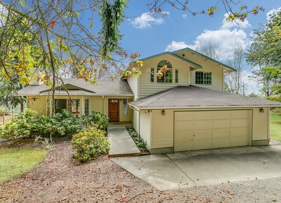 1st image of 202 Mountain View Dr