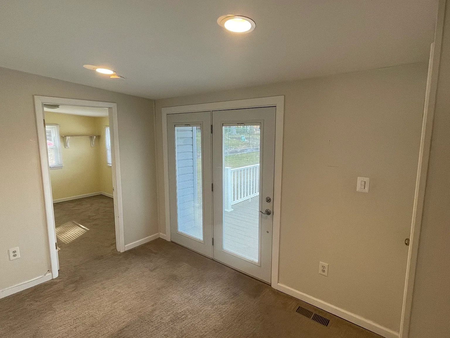 3 bed, 920 sqft, $2,800 — Photo 4