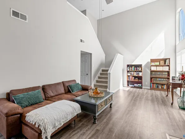 1039 Stones Throw Dr NW #5, Huntsville, AL 35806