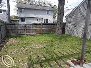 4th image of 564 W Woodward Heights Blvd