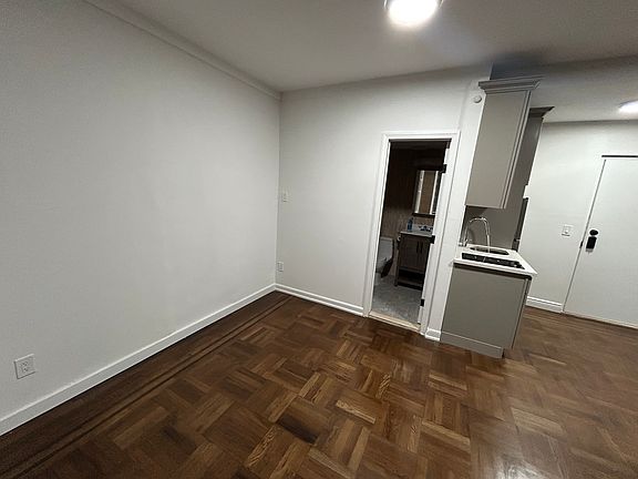 5th image of 62-17 60th Dr APT 2S