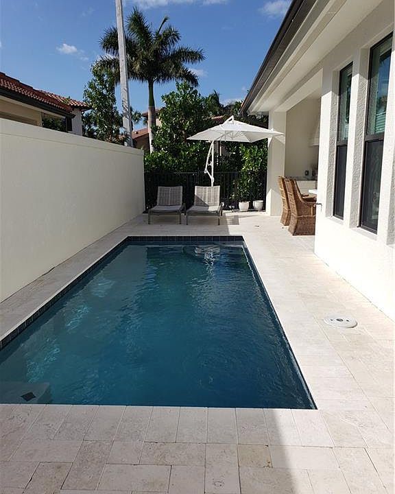 Pool on site and Players club membership