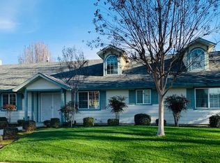 15701 Oak Dr, Kerman, CA 93630