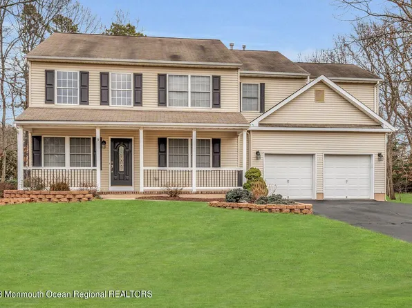 9 Dolphin Ct, Jackson, NJ 08527