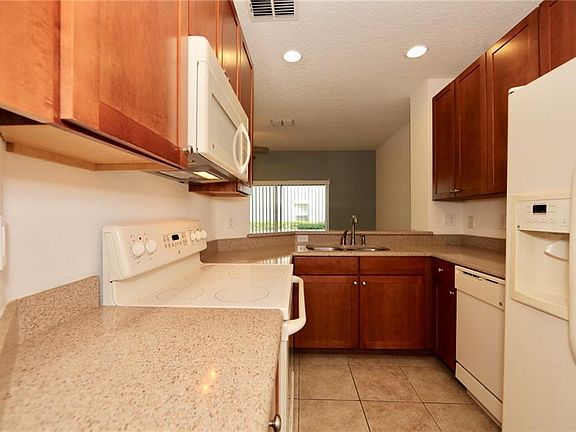 4th image of 10411 Kiplinger Ln #211