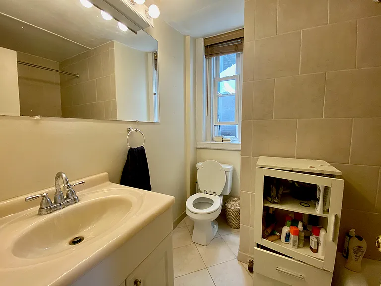 108 Myrtle St #12 — Photo 14