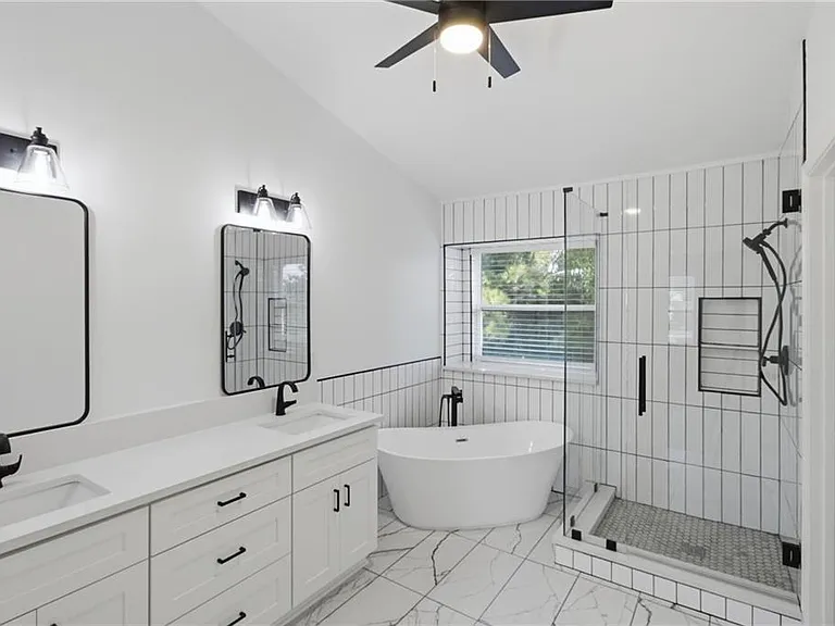 230 Pinebridge Ct — Photo 23
