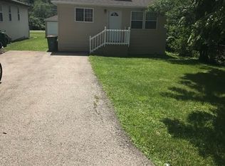 9 W Hawthorne Dr, Round Lake Beach, IL