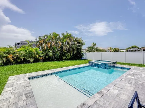 784 94th AVE N, NAPLES, FL 34108