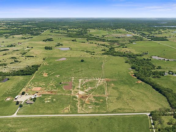 3rd image of Fairview Rd