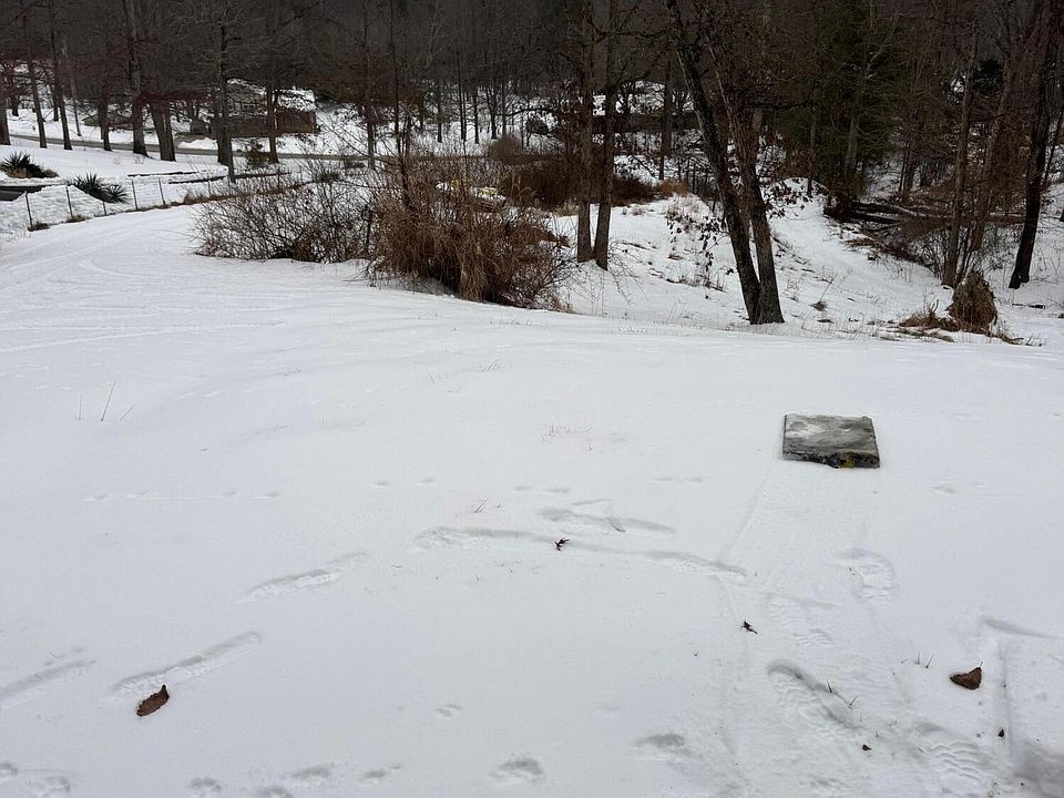 2nd image of 569 Castleman Branch Rd