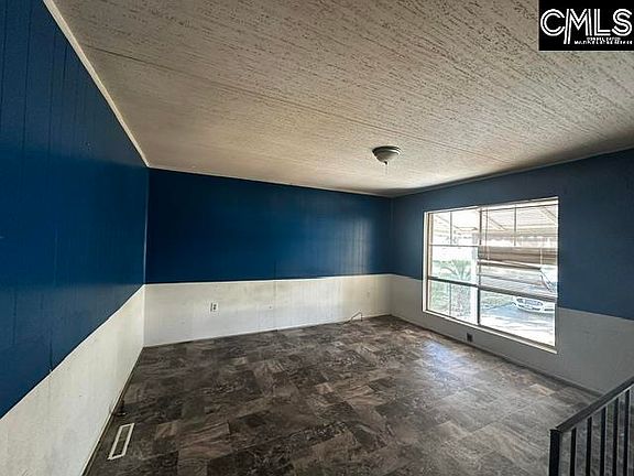 4th image of 2503 Sycamore Dr