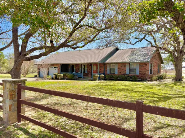 114 Shady Grove, Tow, TX 78672