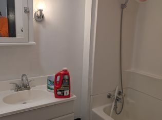 709 E 22nd St #2, Dubuque, IA 52001