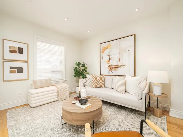 10 Eldon Ave, Toronto, ON M4C 5G1