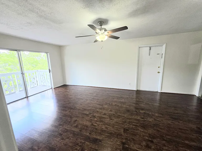 4200 NW 3rd Ct #313 — Photo 12