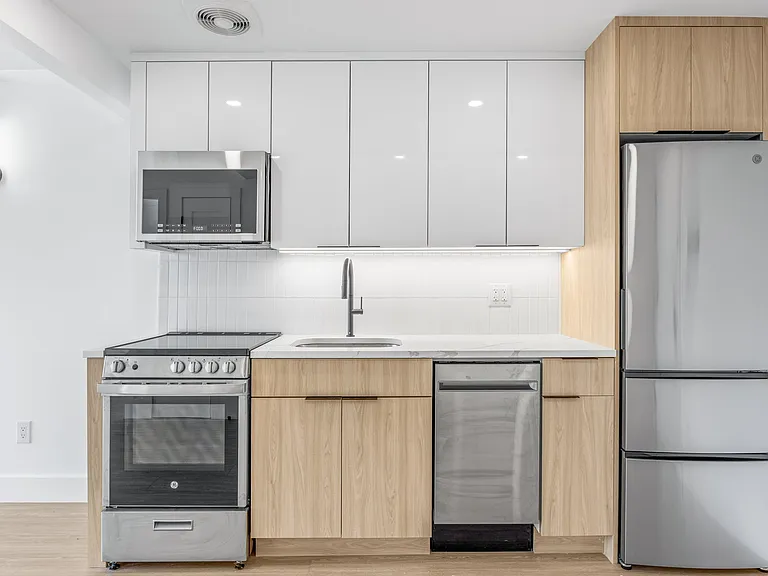 798 Lexington Ave #5E — Photo 1
