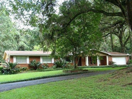 1st image of 3165 Lakeshore Dr