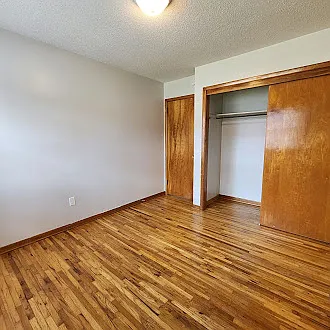 905 W Benton Street — Photo 8