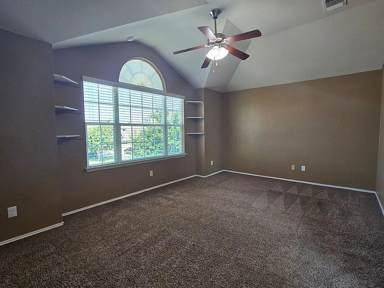 9702 Adeel Dr — Photo 20