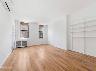 184 Carlton Ave APT 2, Brooklyn, NY 11205