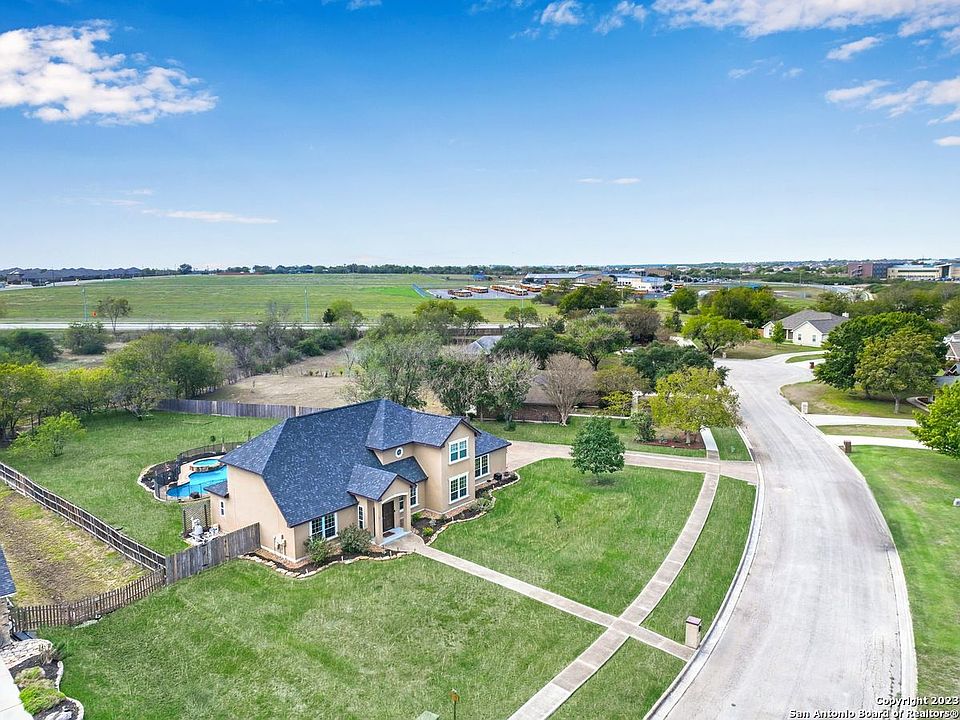 1st image of 159 BONNIES WAY