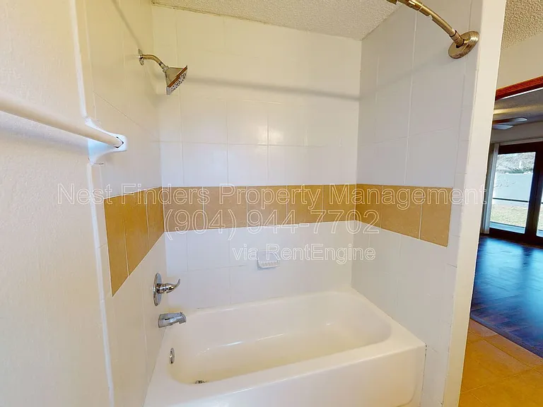 1607 Beverly Bay Ct — Photo 21