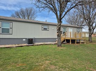 1172 Price Rd, Lone Grove, OK 73443