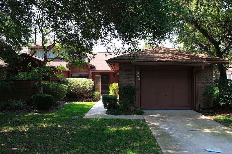 1st image of 524 Albany Pl