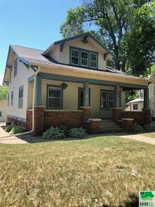 404 10th St, Alton, IA, 51003