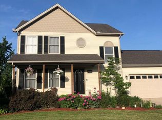 5834 Cobblestone Dr, North Branch, MI 48461