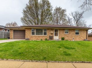 3467 Glencove Ln, Dubuque, IA 52002