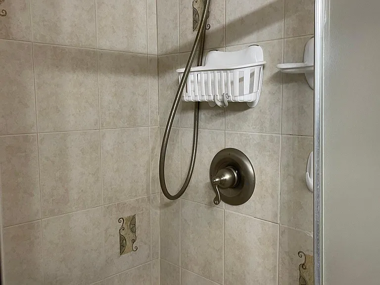 115 Hauxhurst Ave #1 — Photo 12