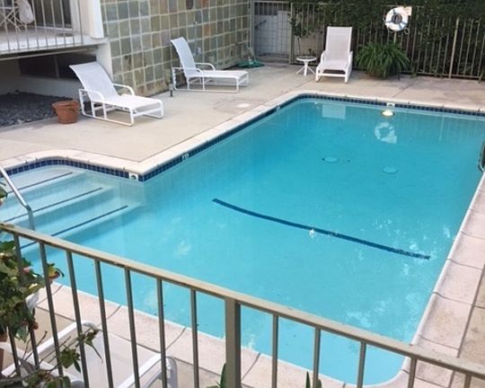 3rd image of 516 San Vicente Blvd Unit 303