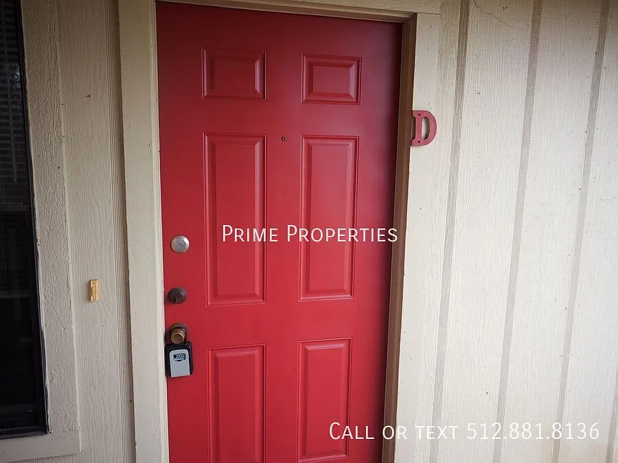 11300D Nicole Cv