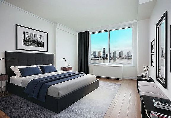 3rd image of 212 Warren St APT 17E